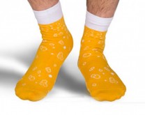 Pivske čarape u limenci